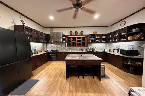 600m² Villa in Pattaya, Thailand No. 97278 10