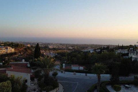 Вилла с 3 спальнями в Тала, Кипр №69261 16