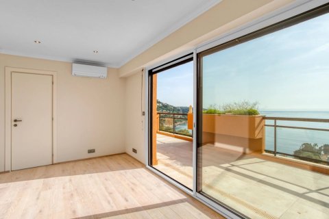 3 dormitorios Apartment en Roquebrune-Cap-Martin, France No. 68141 9