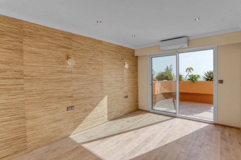 3 dormitorios Apartment en Roquebrune-Cap-Martin, France No. 68141 11