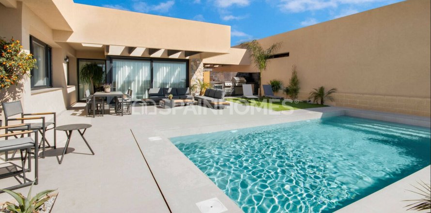 3 bedrooms Villa in Murcia, Spain No. 123457