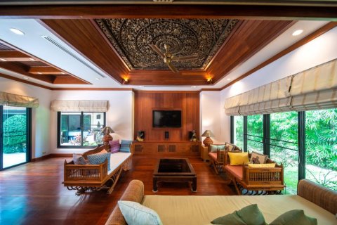 5 bedrooms Villa in Nai Harn Beach, Thailand No. 97304 16