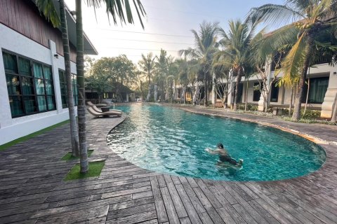 36 bedrooms Commercial property in Chiang Mai, Thailand No. 97586 2