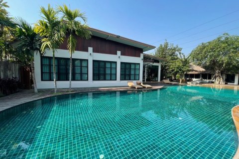 36 bedrooms Commercial property in Chiang Mai, Thailand No. 97586 3