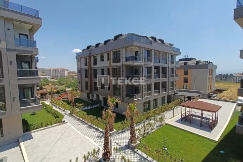 2 bedrooms Apartment in Beylikduezue, Turkey No. 128254