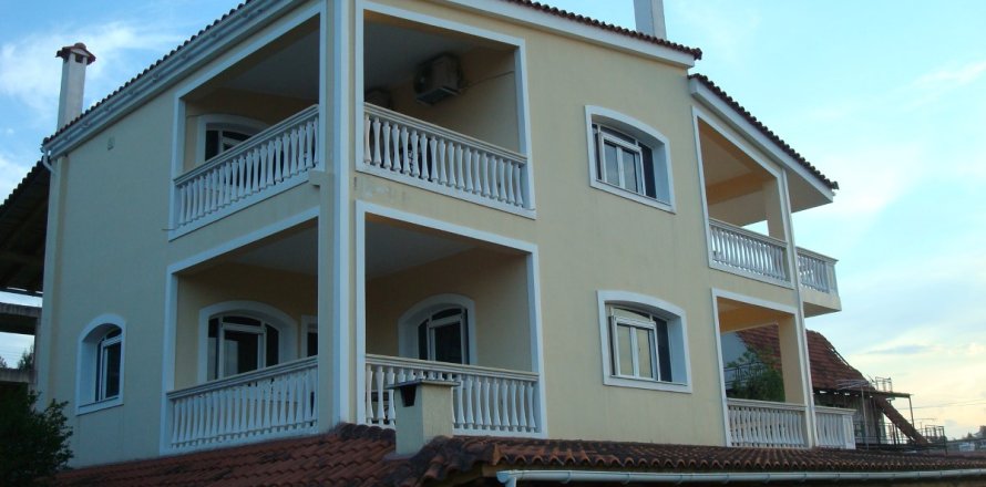7 dormitorios House en Skala Oropou, Greece No. 58279