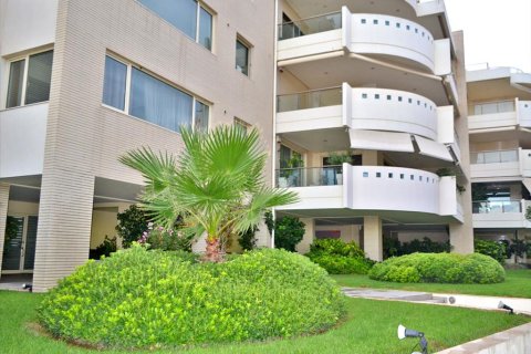 Квартира с 4 спальнями в Вула, Греция №60137 3