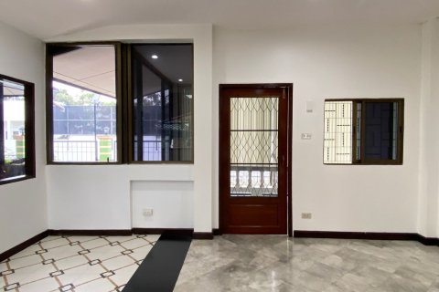 6 bedrooms House in Chiang Mai, Thailand No. 1403 13