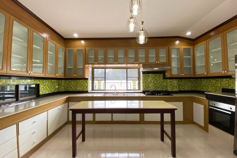 6 bedrooms House in Chiang Mai, Thailand No. 1403 6