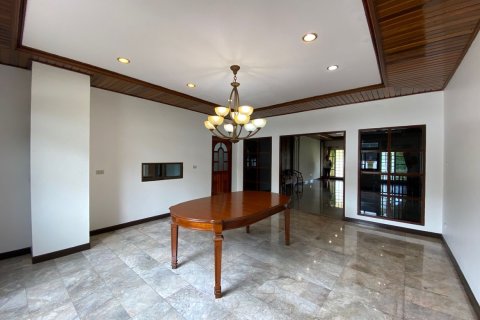 6 bedrooms House in Chiang Mai, Thailand No. 1403 9