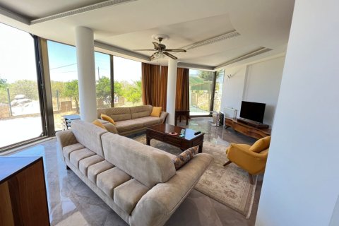 4 bedrooms Villa in Cai Rang, Vietnam No. 15333 29