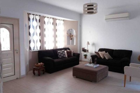 6 dormitorios Villa en Strovolos, Cyprus No. 29935 2