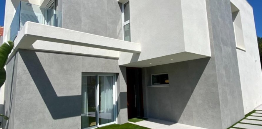 3 bedrooms Villa in Tung Chung Pho, Vietnam No. 111547