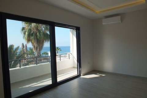 4 bedrooms Villa in Nong Ha, Vietnam No. 15196 13