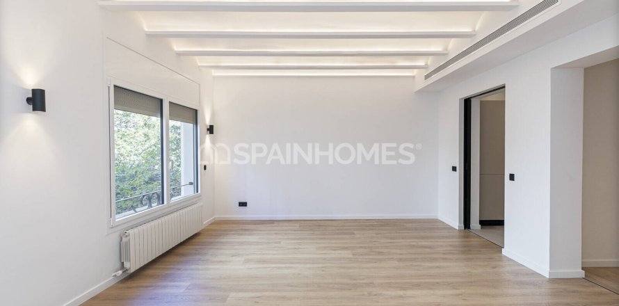 3 chambres Appartement à Barcelona, Spain No. 113630
