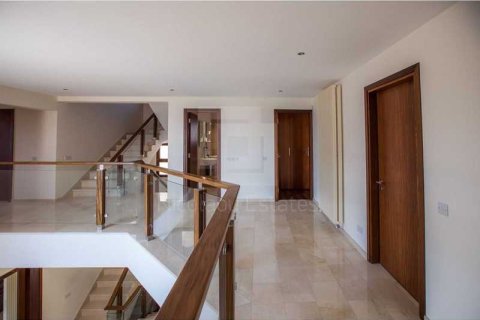 7 bedrooms House in Germasogeia, Cyprus No. 30820 13