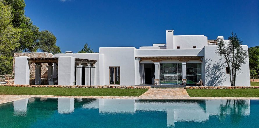 Studio Villa à Moraira, Spain No. 128432