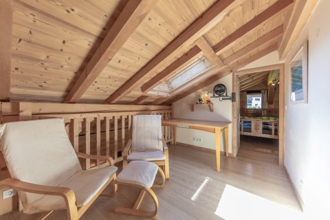 8 bedrooms House in Morzine, France No. 99632 11