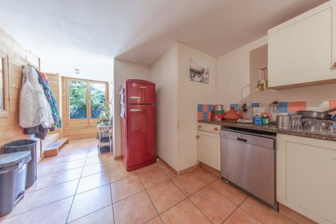 8 bedrooms House in Morzine, France No. 99632 19