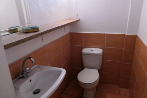 850m² Bâtiment à Argyroupoli, Greece No. 57039 5