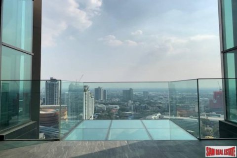 3 bedrooms Apartment in Bangkok, Thailand No. 96197 2