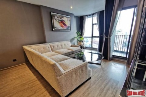 3 bedrooms Apartment in Bangkok, Thailand No. 96197 1