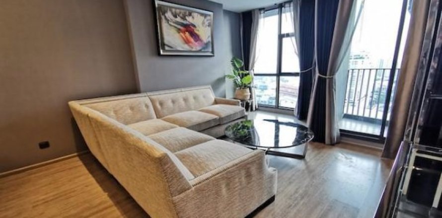 3 bedrooms Apartment in Bangkok, Thailand No. 96197