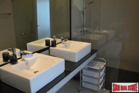 2 bedrooms Penthouse in Ko Lanta Yai, Thailand No. 96537 4