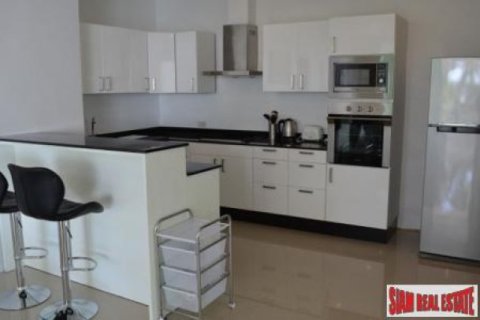 2 bedrooms Penthouse in Ko Lanta Yai, Thailand No. 96537 12
