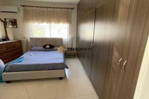 5 bedrooms House in Larnaca, Cyprus No. 31460 7