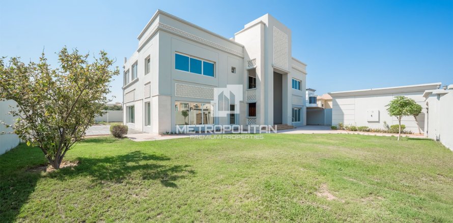 6 dormitorios Villa en Al Barsha, UAE No. 119419