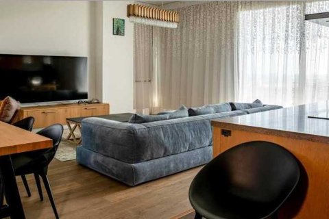 3 dormitorios Apartment en Agios Tychonas, Cyprus No. 34475 1