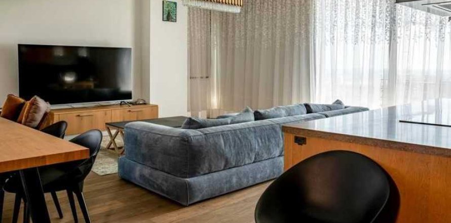 3 dormitorios Apartment en Agios Tychonas, Cyprus No. 34475