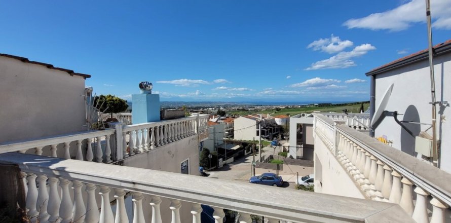 4 bedrooms Maisonette in Thermi, Greece No. 108216