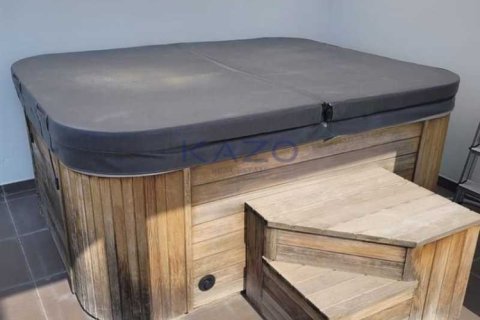 3 bedrooms Penthouse in Limassol, Cyprus No. 81802 10