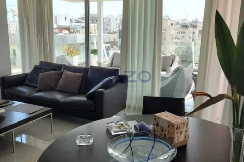 3 bedrooms Penthouse in Limassol, Cyprus No. 81802 2