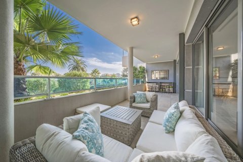 2 chambres Appartement à Antibes, France No. 67270 1