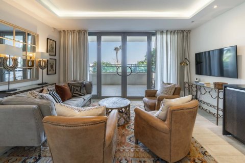 2 chambres Appartement à Antibes, France No. 67270 5