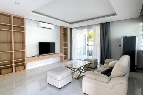 4 bedrooms House in Chiang Mai, Thailand No. 98158 11