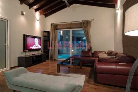 6 bedrooms House in Paphos, Cyprus No. 83099 5