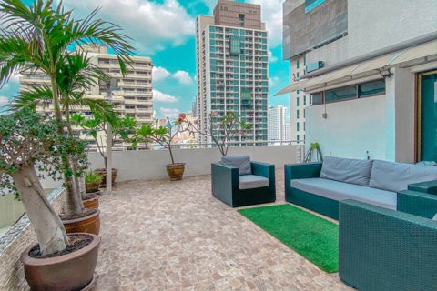 2 bedrooms Condo in Bangkok, Thailand No. 452 5