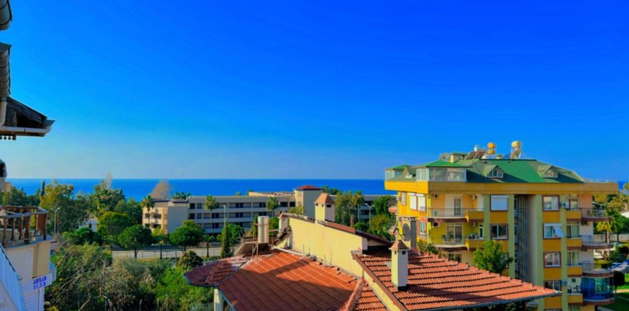 Вилла с 3 спальнями в Кестель, Турция №12410