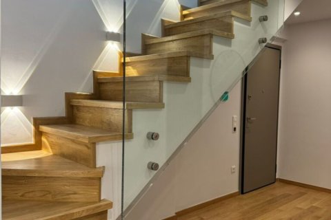 3 bedrooms Duplex in Glyfada, Greece No. 108935 18