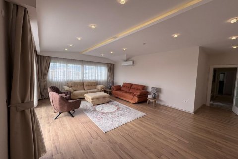 5 rooms Apartment in Mahmutlar, Turkey No. 118041