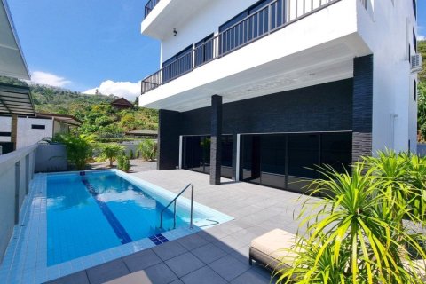 4 bedrooms Villa in Rawai, Thailand No. 97456 1