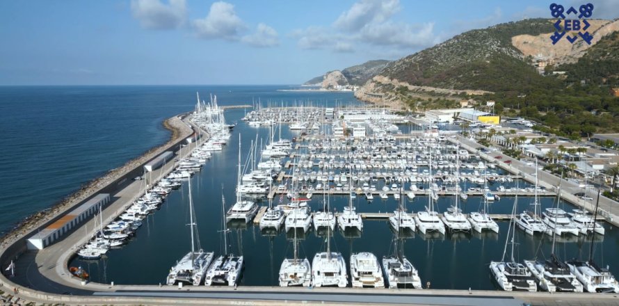 4 dormitorios House en Castelldefels, Spain No. 99099