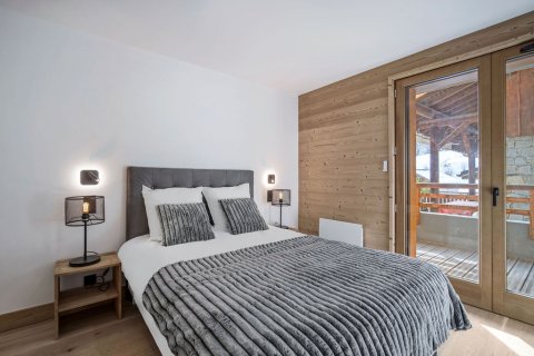 3 bedrooms Apartment in Les Belleville, France No. 99558 10