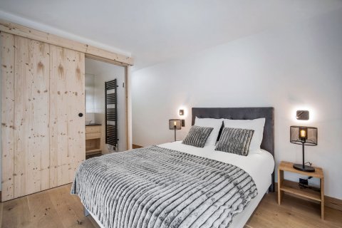 3 bedrooms Apartment in Les Belleville, France No. 99558 11