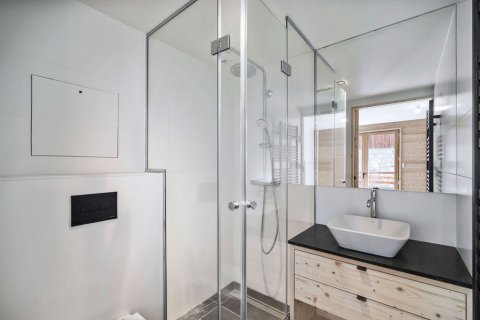 3 bedrooms Apartment in Les Belleville, France No. 99558 12