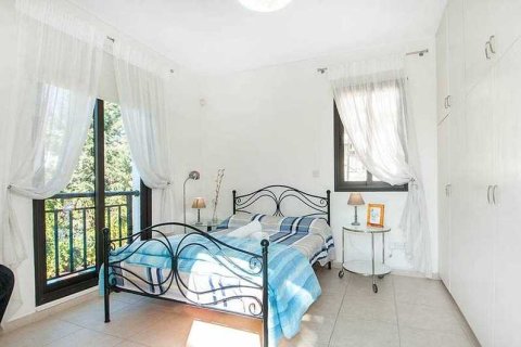 2 bedrooms Villa in Paphos, Cyprus No. 30424 13
